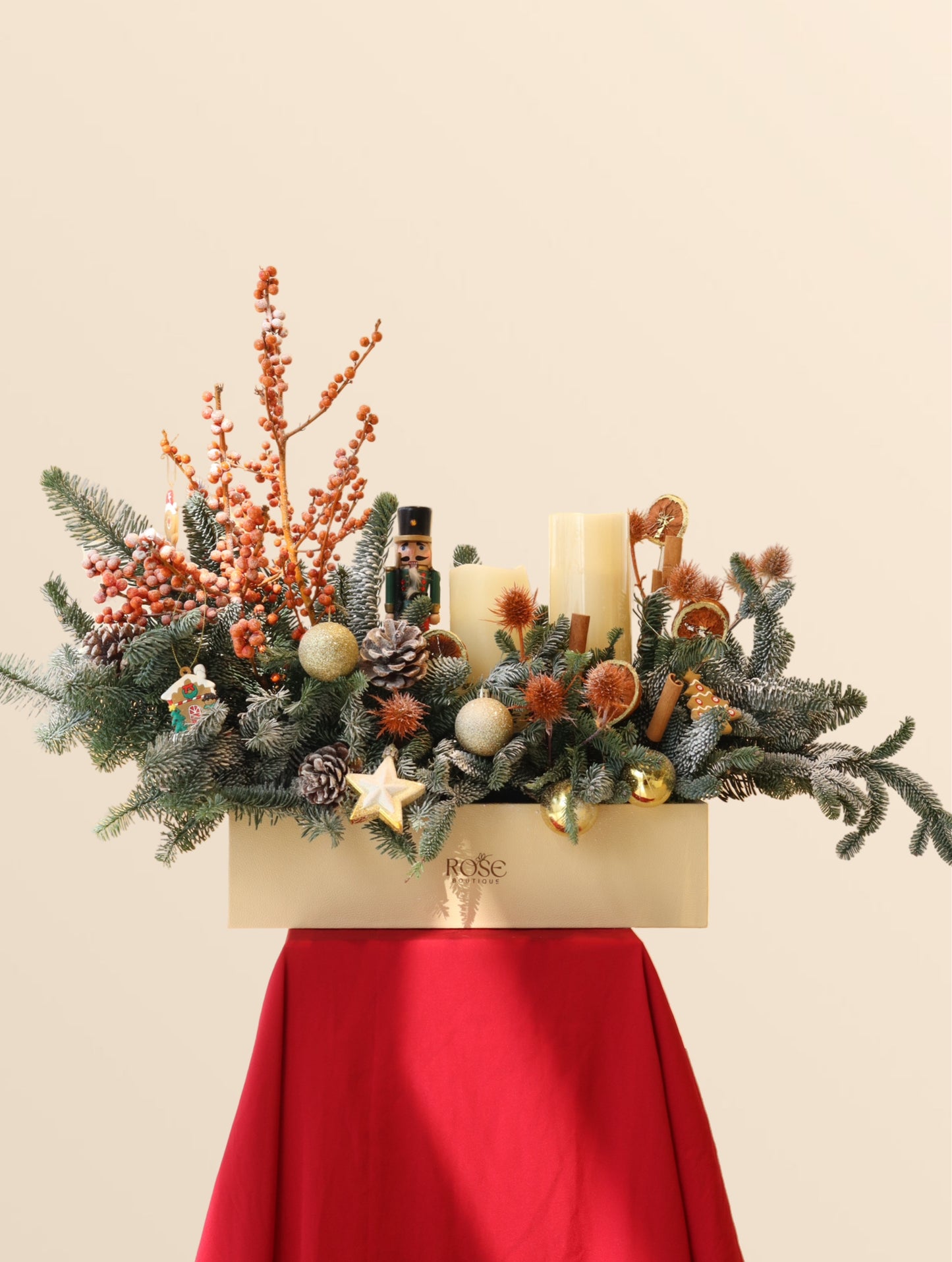 Christmas Candlelight Arrangement