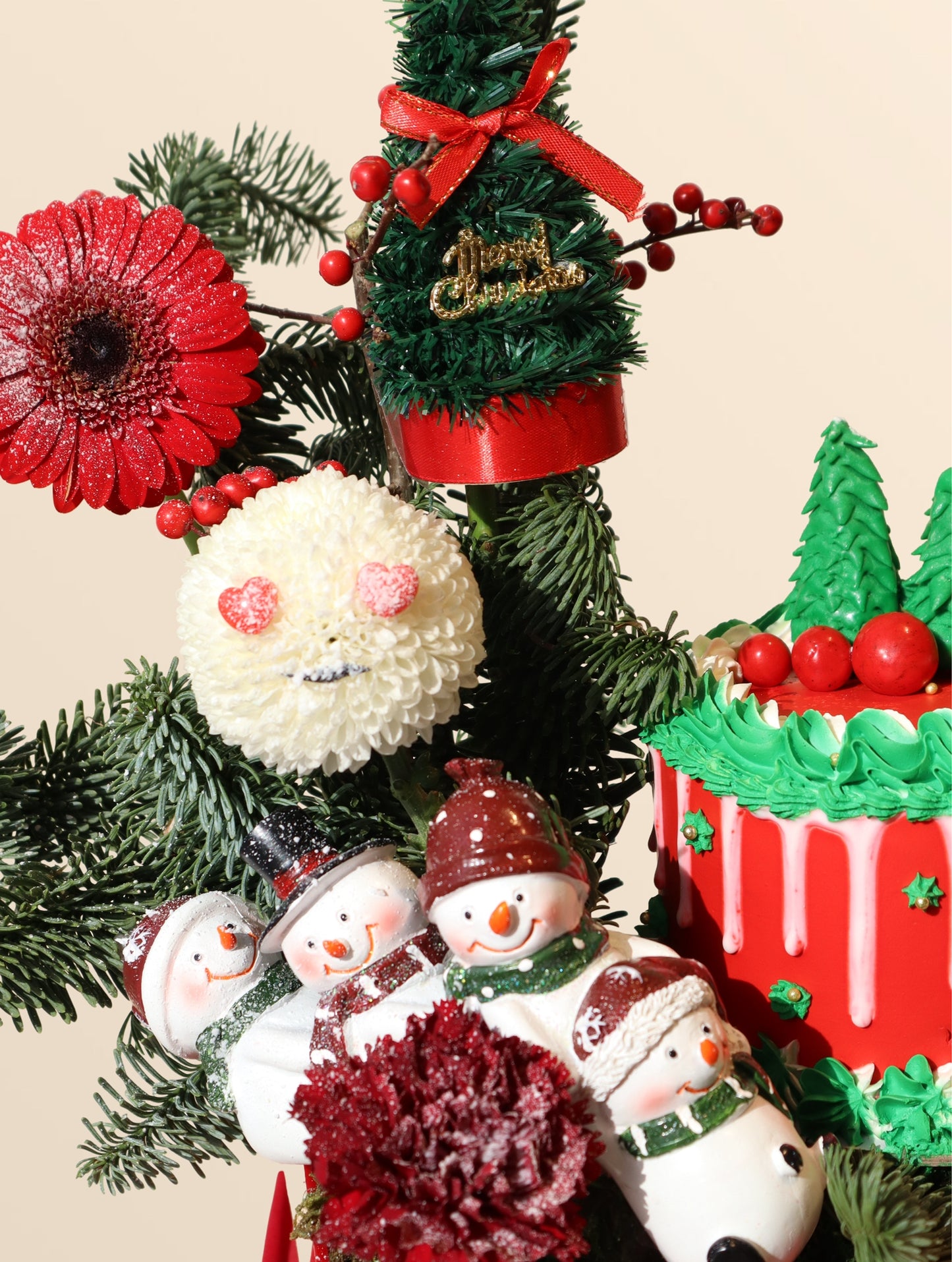 Christmas Wonderland Cake Arrangement